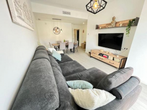 PUSHE Penthouse Playa Granada Beach & Golf 5